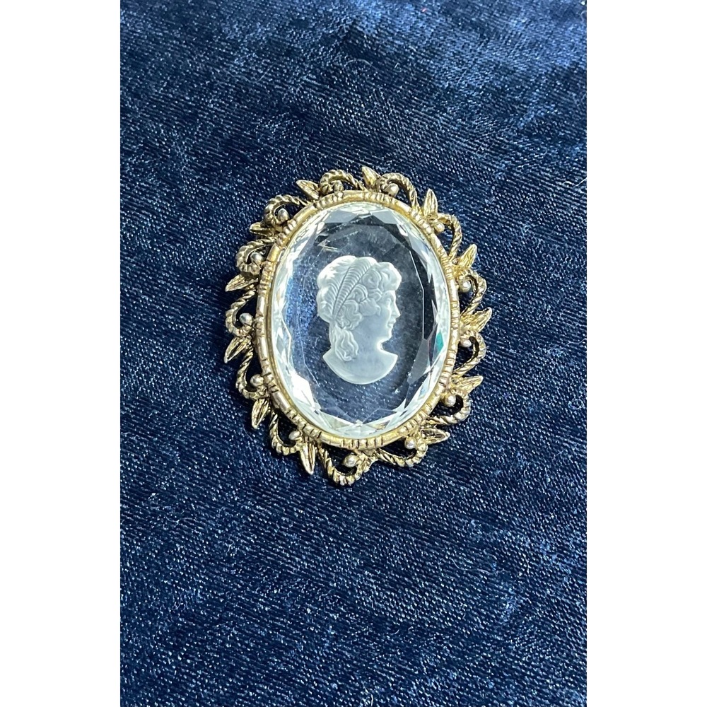 Faceted Glass Cameo Brooch Reverse-Carved Intaglio,Victorian Style, Filigree